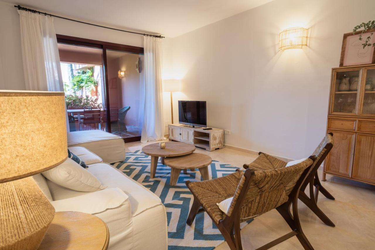 3+1 Bed Apartment, 100m Away From The Appartement *
